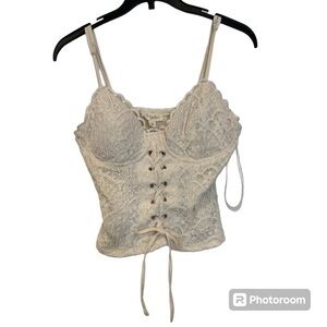 Women’s Meraki Lace Crop Top
